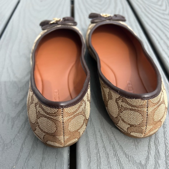 Coach Size 7B Brown Monogram Flats Women’s Shoes *Excellent Condition* - Picture 5 of 6